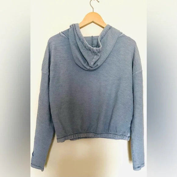 Free People Movement Women's Criss Crossed Sweat  in Denim Gray Sz Medium Hoodie - Picture 3 of 10